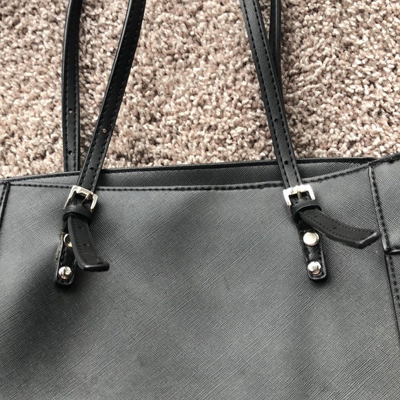 Guess Purse /Small Tote - Picture 3 of 6